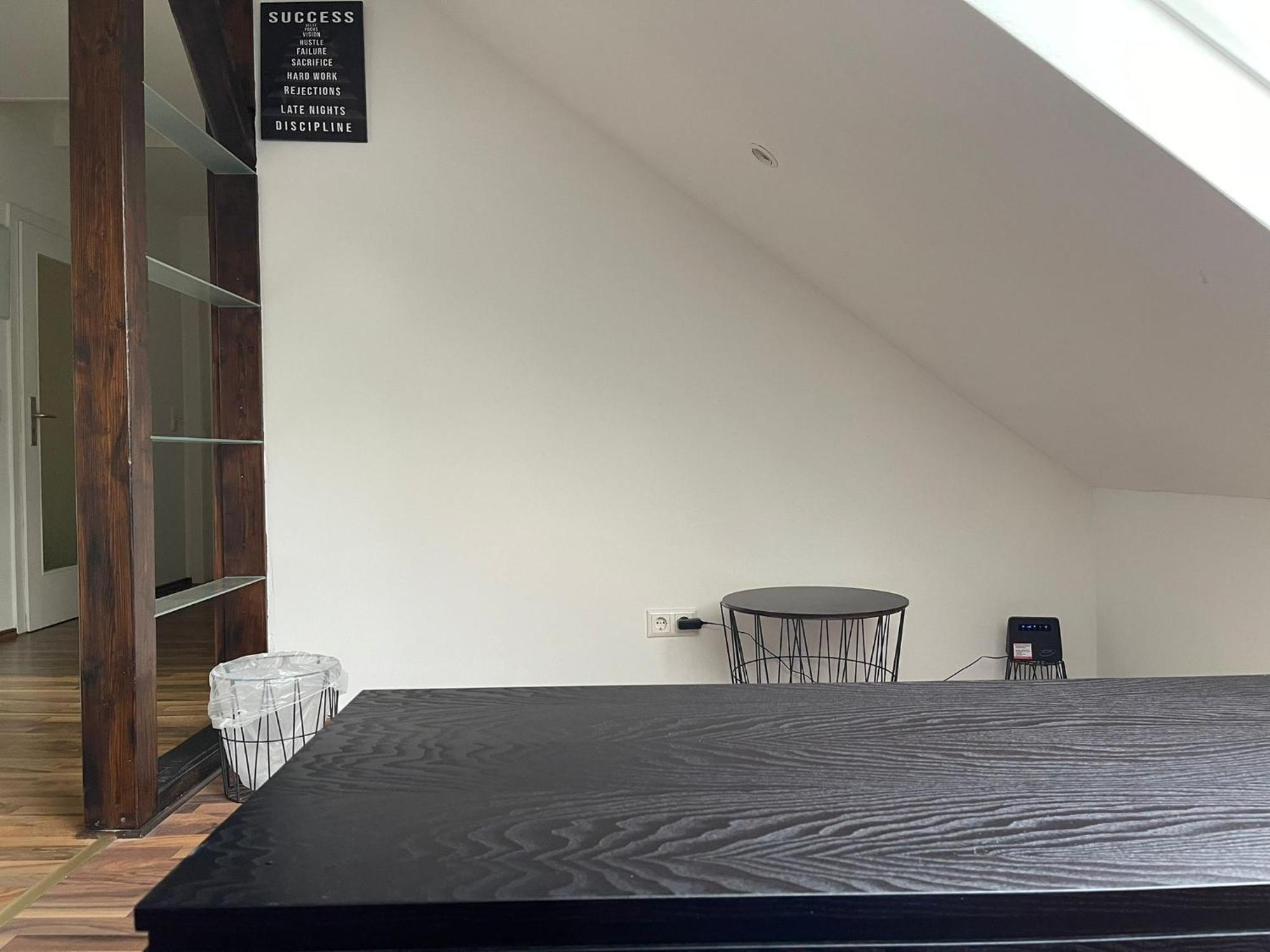 Geraeumige 3-Zimmer-Ferienwohnung Im Herzen Von Kassel Buitenkant foto