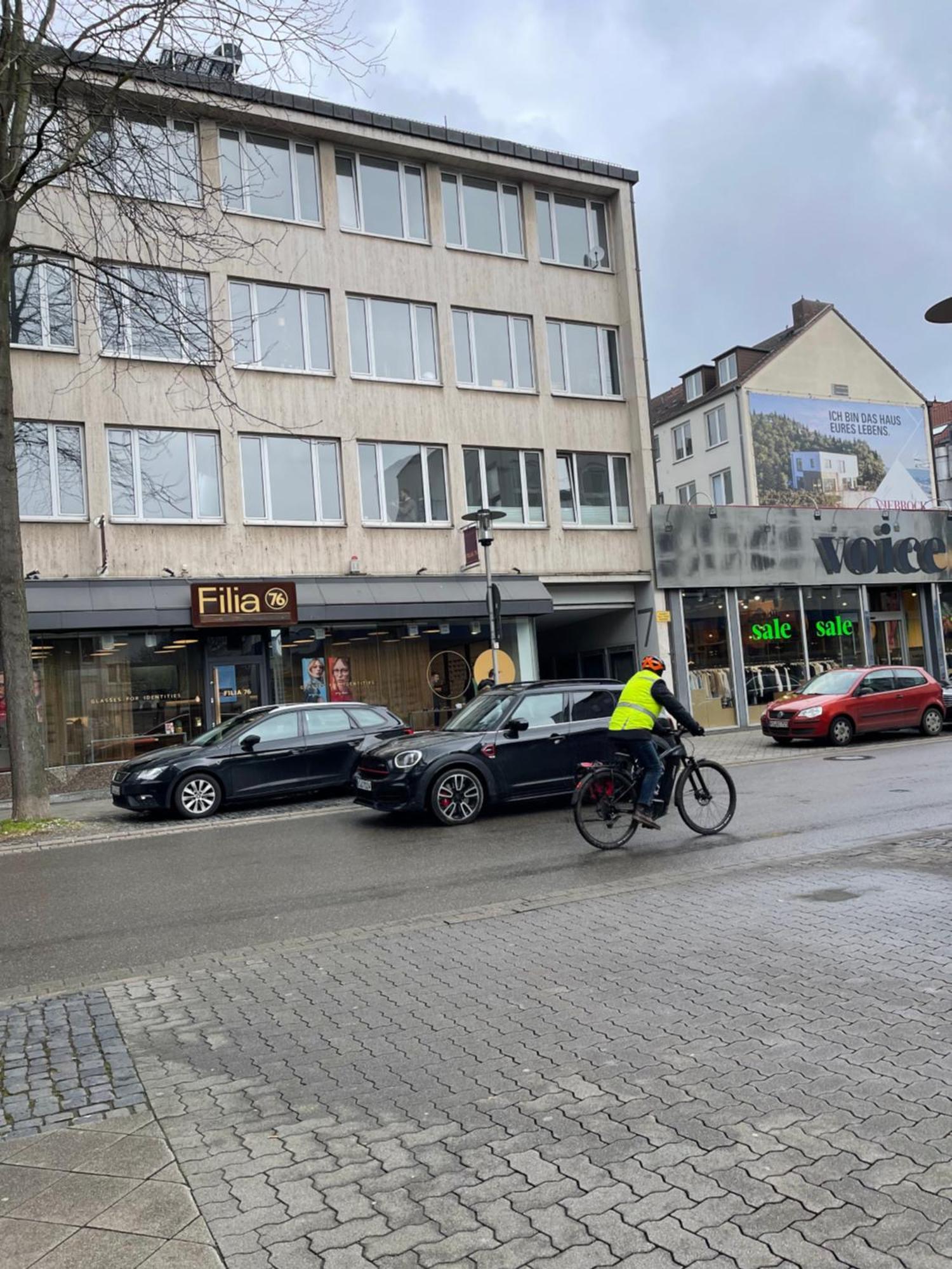 Geraeumige 3-Zimmer-Ferienwohnung Im Herzen Von Kassel Buitenkant foto